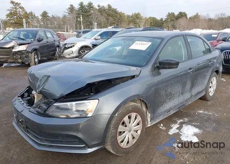 2015 Volkswagen Jetta 2.0L S z USA, uszkodzony, nr VIN 3VW2K7AJ4FM301425